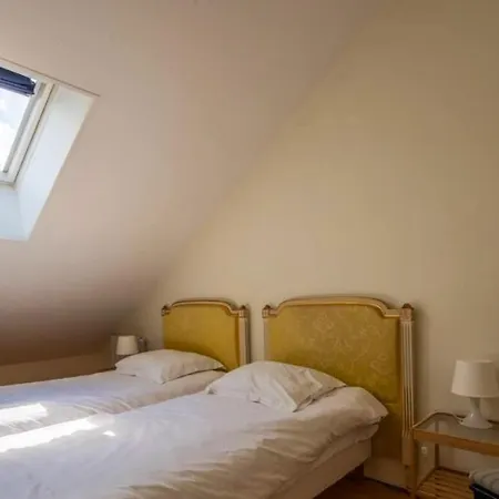 Maison Confortable Avec Jardin A Moussy Ideale Pour 7 Pers Сasa de vacaciones