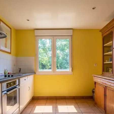 Сasa de vacaciones Maison Confortable Avec Jardin A Moussy Ideale Pour 7 Pers Moussy (Marne)